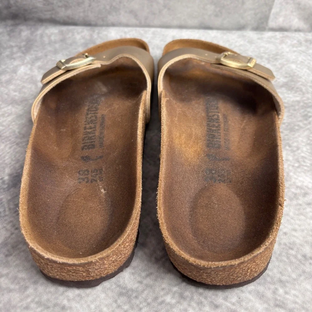 Birkenstock Madrid Single‎ Strap Buckle Sandal in Gold Size EU 38 Ladies 7